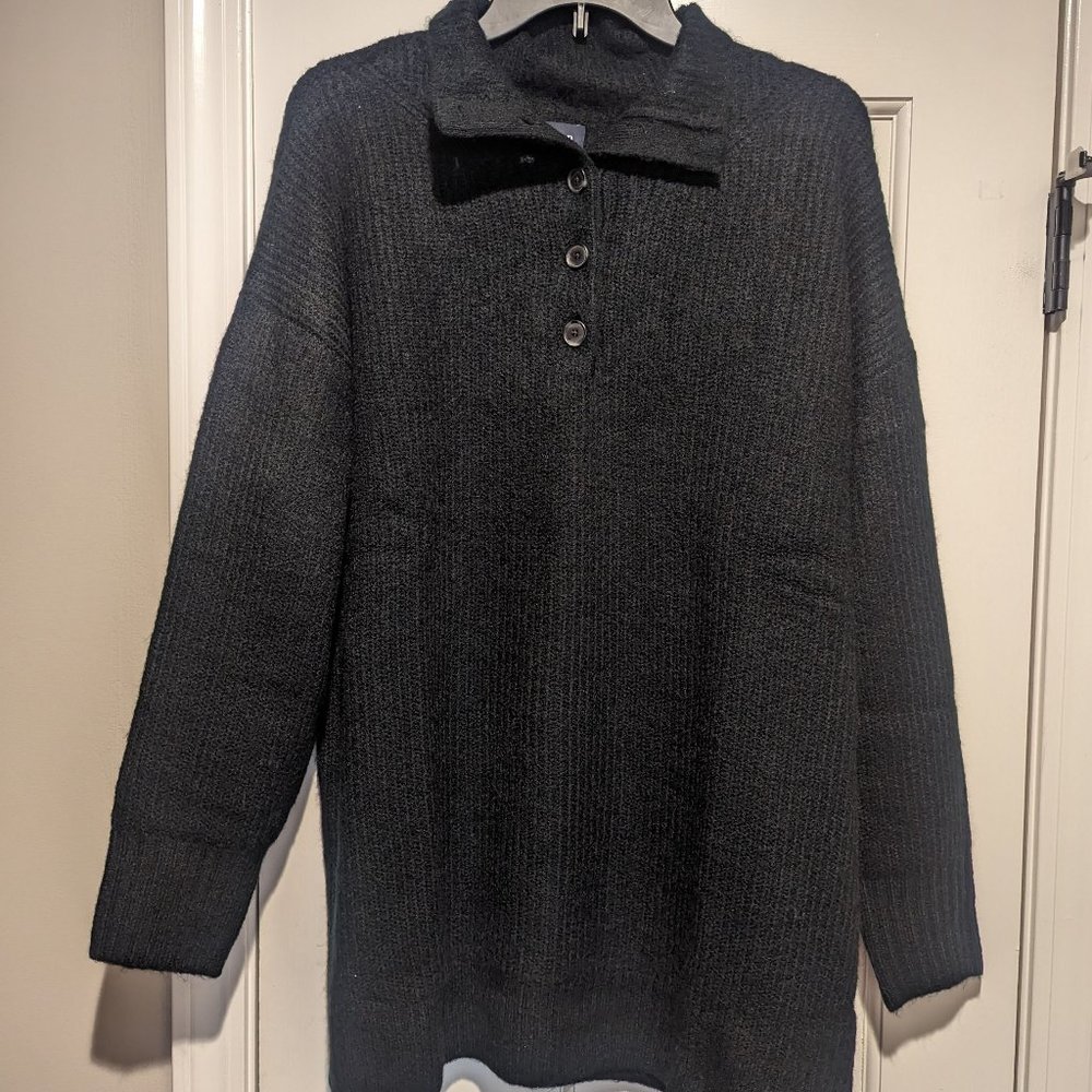 NEW Gap Maternity Black Pullover Sweater--Size Large